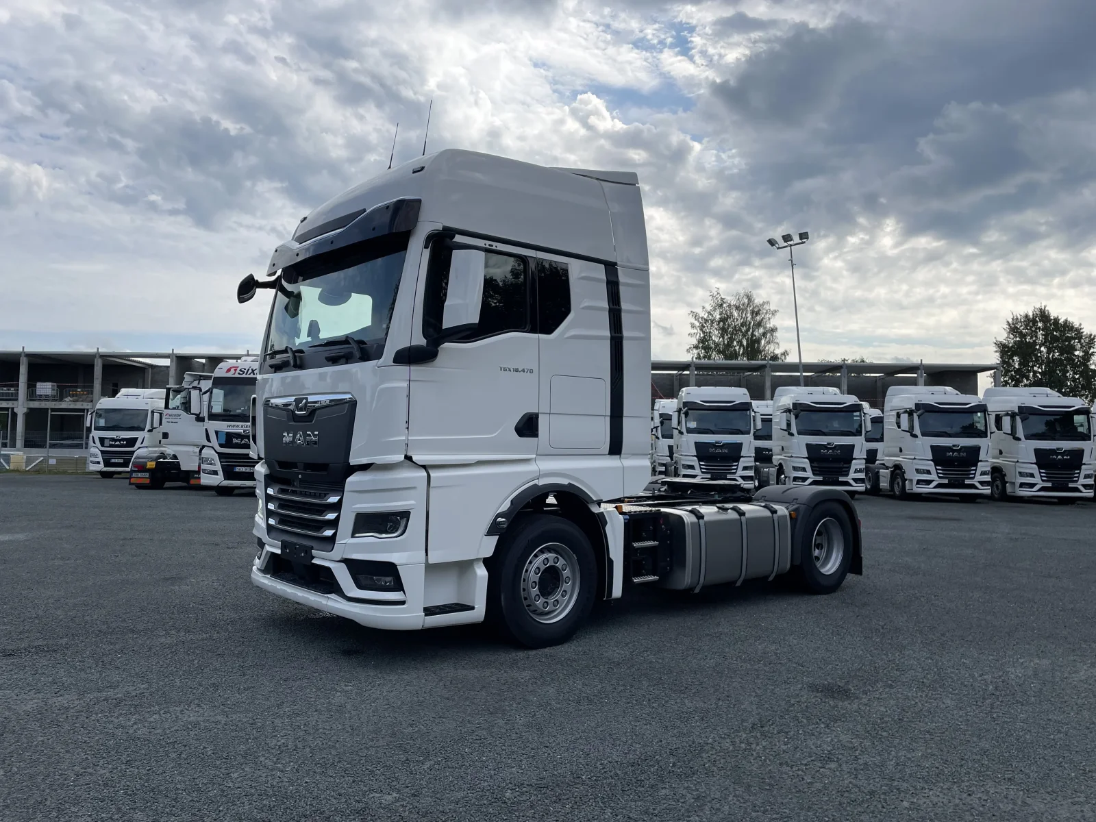 TGX 18.480 4x2 BL SA