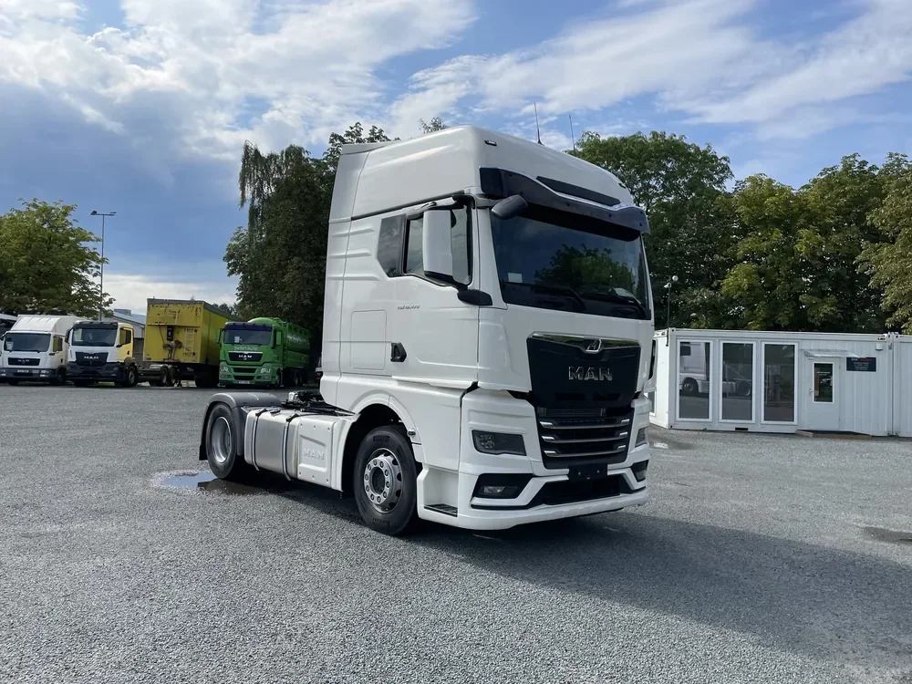 MAN TGX sadulveok
